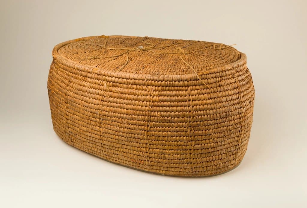 Lidded Seagrass Basket